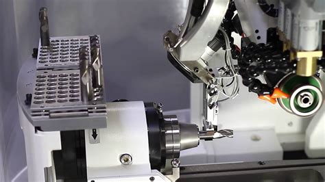 adjusting a loader on a walters cnc grinding machine|Walter Grinders .